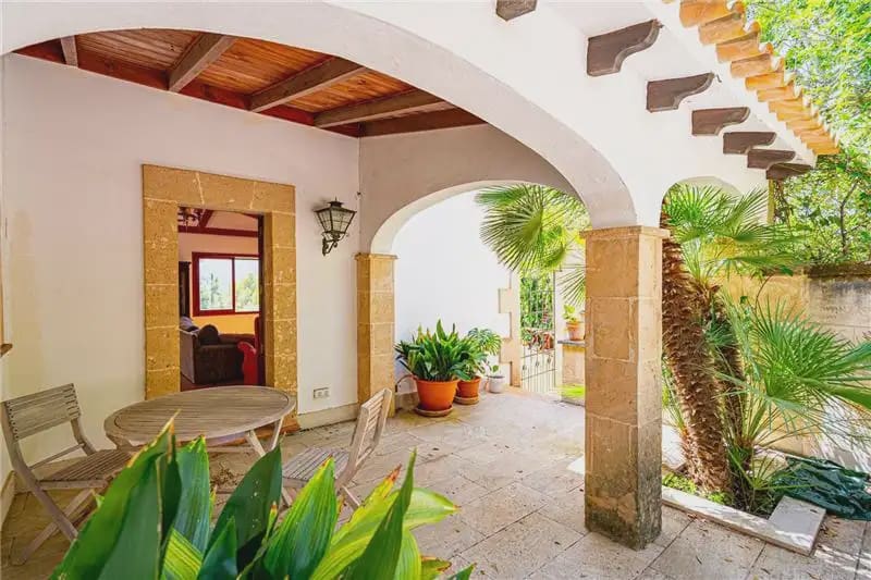 3 bedroom Finca/Country House for sale in Esporles with pool garage - € 1,500,000 (Ref: 9928159)