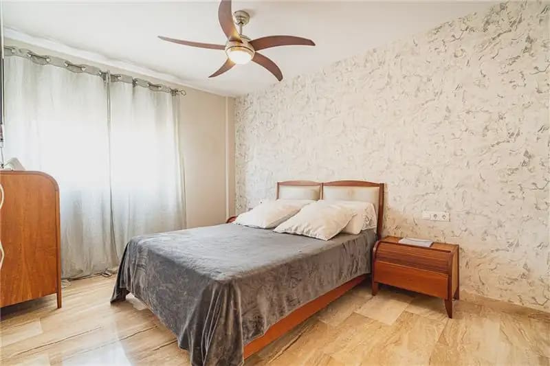4 bedroom Penthouse for sale in Palma de Mallorca with pool garage - € 1,590,000 (Ref: 9928490)