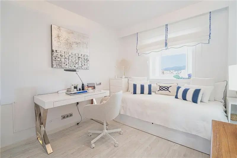 3 bedroom Penthouse for sale in Palma de Mallorca - € 750,000 (Ref: 9928559)