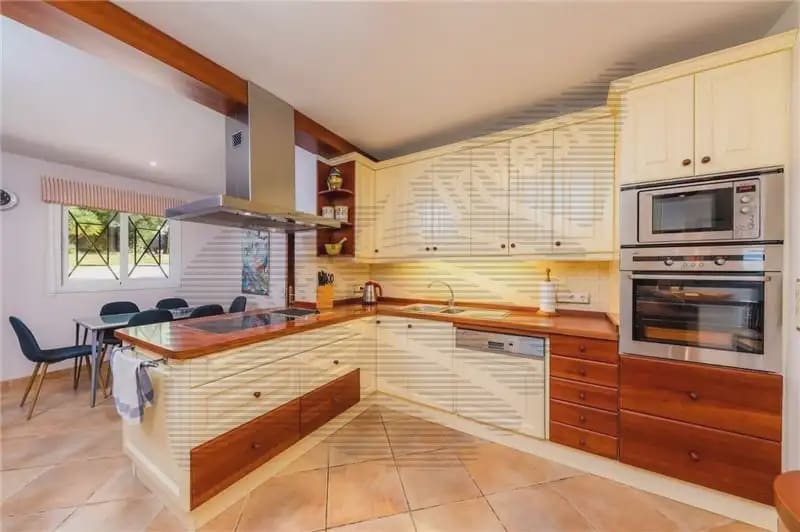 4 chambre Villa/Maison à vendre à Portocristo / Port de Manacor avec piscine garage - 3 950 000 € (Ref: 9932189)