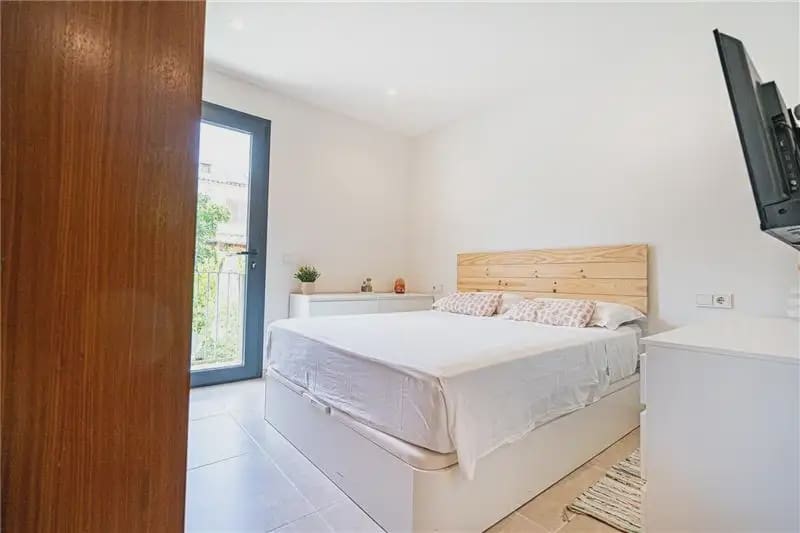 2 bedroom Townhouse for sale in Palma de Mallorca with garage - € 515,000 (Ref: 9932298)