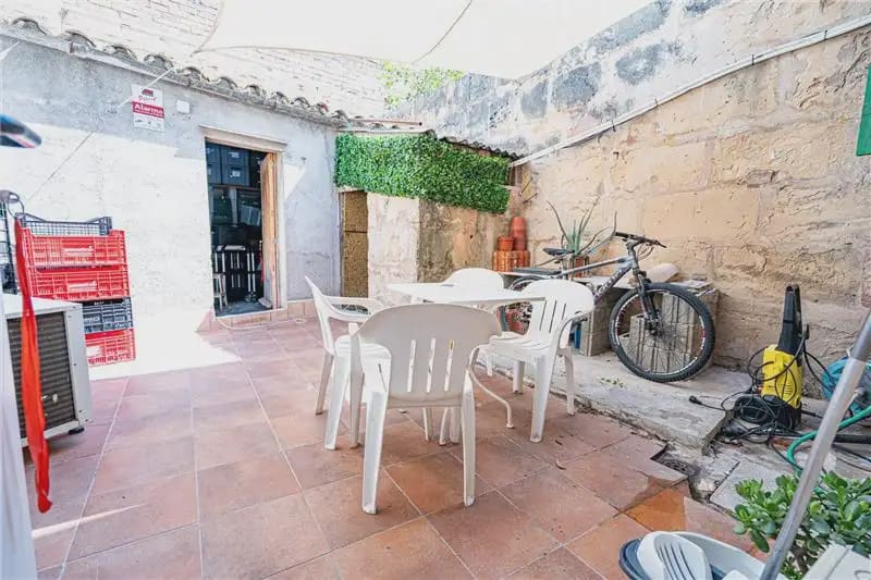Commercial for sale in Palma de Mallorca - € 165,000 (Ref: 9936705)