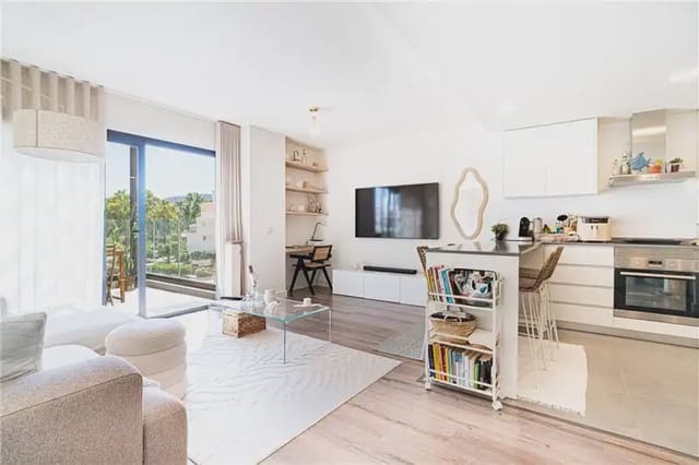 2 soverom Leilighet til salgs i Santa Ponsa, Calvià med svømmebasseng garasje - € 715 000 (Ref: 9936866)