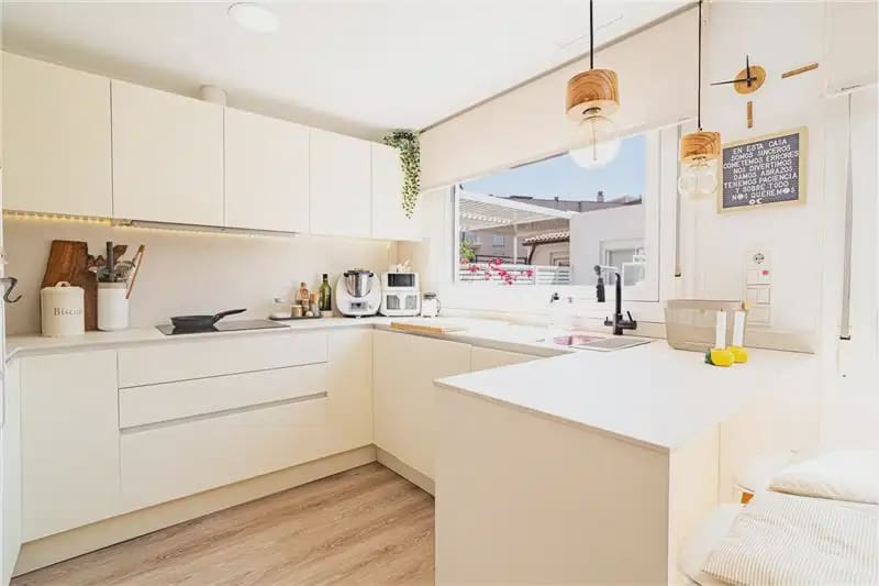 3 bedroom Semi-detached Villa for sale in Palma de Mallorca - € 1,450,000 (Ref: 9936868)