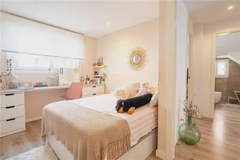 3 bedroom Semi-detached Villa for sale in Palma de Mallorca - € 1,450,000 (Ref: 9936868)