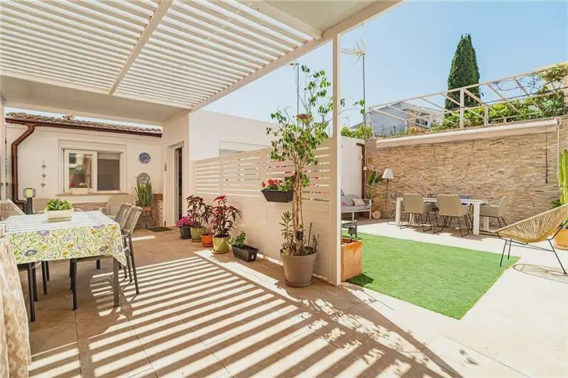 3 bedroom Semi-detached Villa for sale in Palma de Mallorca - € 1,450,000 (Ref: 9936868)