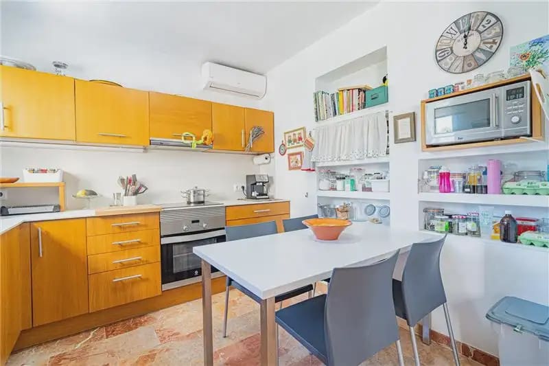 3 bedroom Semi-detached Villa for sale in Palma de Mallorca - € 1,450,000 (Ref: 9936868)