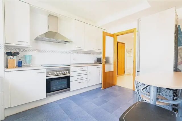 2 bedroom Flat for rent in Las Maravillas, Palma de Mallorca with pool garage - € 1,950 (Ref: 9937136)