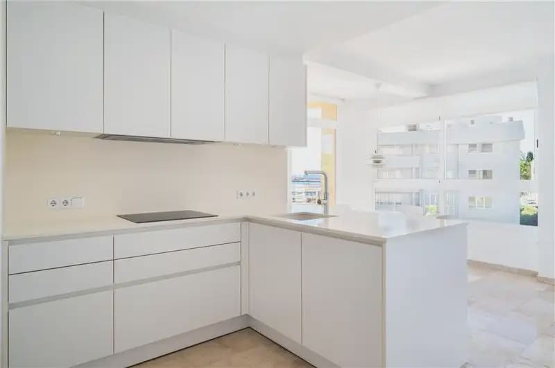 3 soverom Leilighet til salgs i Palma de Mallorca med svømmebasseng garasje - € 1 130 000 (Ref: 9938715)