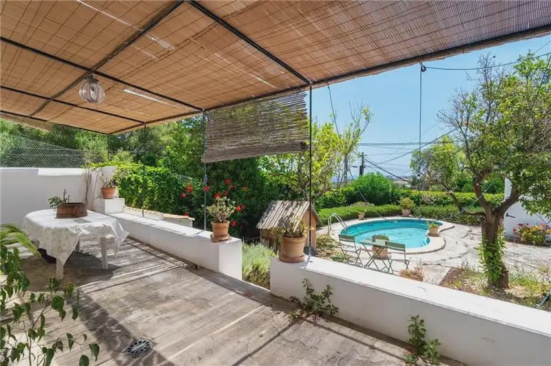 4 soveværelse Villa til salg i Palma de Mallorca med swimmingpool garage - € 1.500.000 (Ref: 9941206)