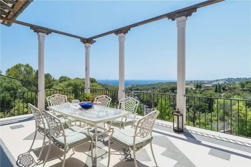 4 soveværelse Villa til salg i Palma de Mallorca med swimmingpool garage - € 1.500.000 (Ref: 9941206)