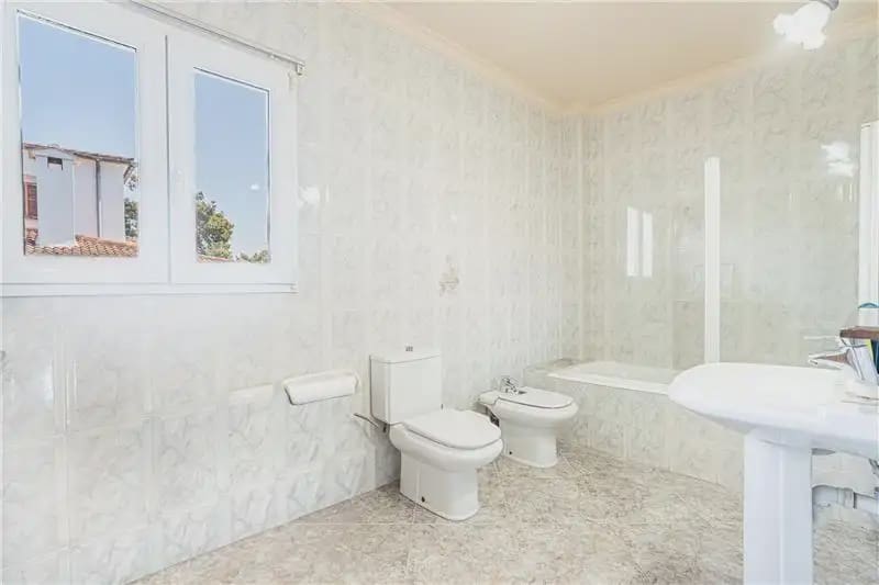 8 bedroom Townhouse for sale in Palma de Mallorca with garage - € 960,000 (Ref: 9964525)