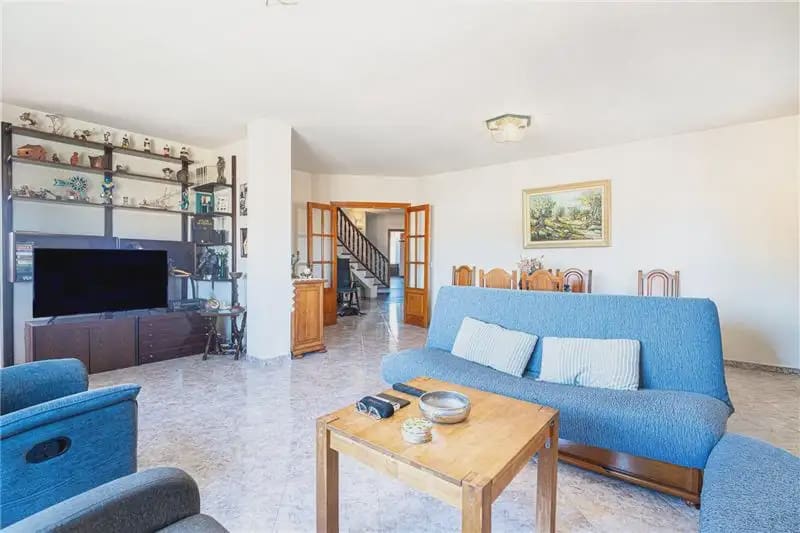 8 bedroom Townhouse for sale in Palma de Mallorca with garage - € 960,000 (Ref: 9964525)