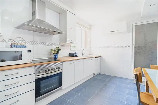 3 soveværelse Lejlighed til salg i Can Pastilla, Palma de Mallorca med swimmingpool garage - € 599.000 (Ref: 9967095)