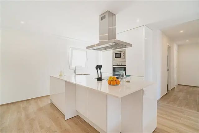 2 soveværelse Lejlighed til salg i L'Arenal / S'Arenal, Llucmajor - € 460.000 (Ref: 9967967)