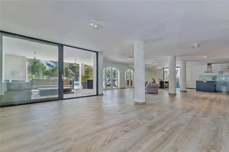 7 bedroom Villa for rent in Palma de Mallorca with pool garage - € 11,000 (Ref: 9970874)