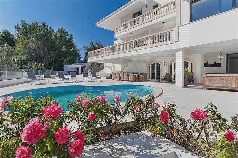 7 bedroom Villa for rent in Palma de Mallorca with pool garage - € 11,000 (Ref: 9970874)
