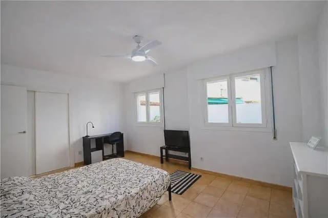 3 soverom Leilighet til leie i Jaume III, Palma de Mallorca - € 2 100 (Ref: 9988138)