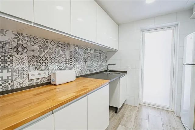 3 slaapkamer Appartement te huur in Los Almendros - Son Pacs, Palma de Mallorca - € 1.450 (Ref: 9997639)