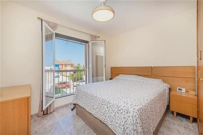 4 bedroom Townhouse for sale in Llucmajor - € 568,000 (Ref: 9997640)