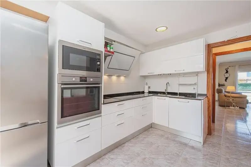 4 bedroom Townhouse for sale in Llucmajor - € 568,000 (Ref: 9997640)