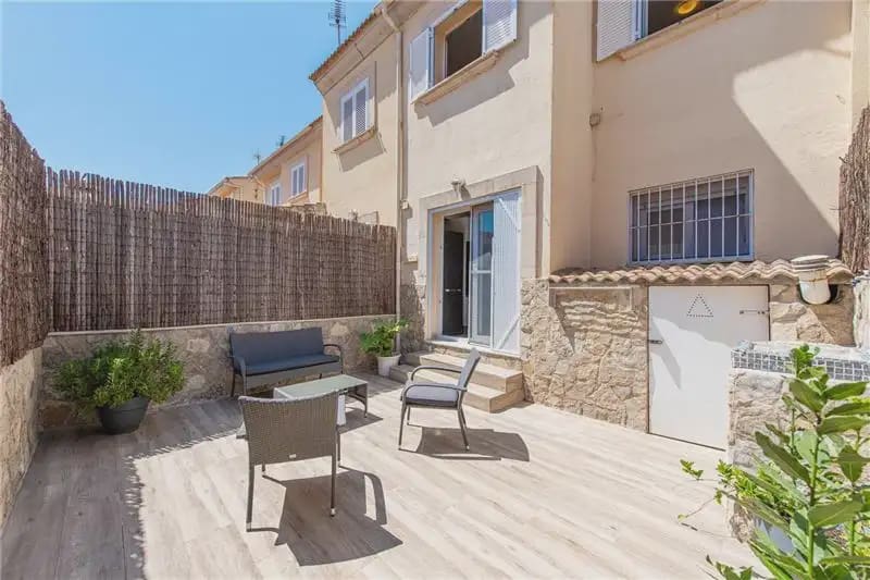 4 bedroom Townhouse for sale in Llucmajor - € 568,000 (Ref: 9997640)