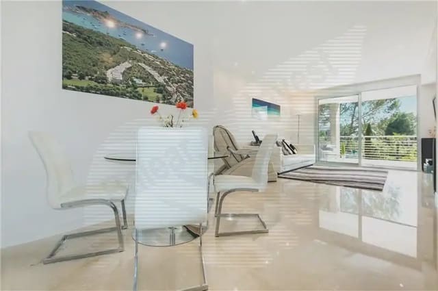 2 soverom Leilighet til salgs i Portals Nous, Calvià med svømmebasseng garasje - € 1 595 000 (Ref: 9997824)