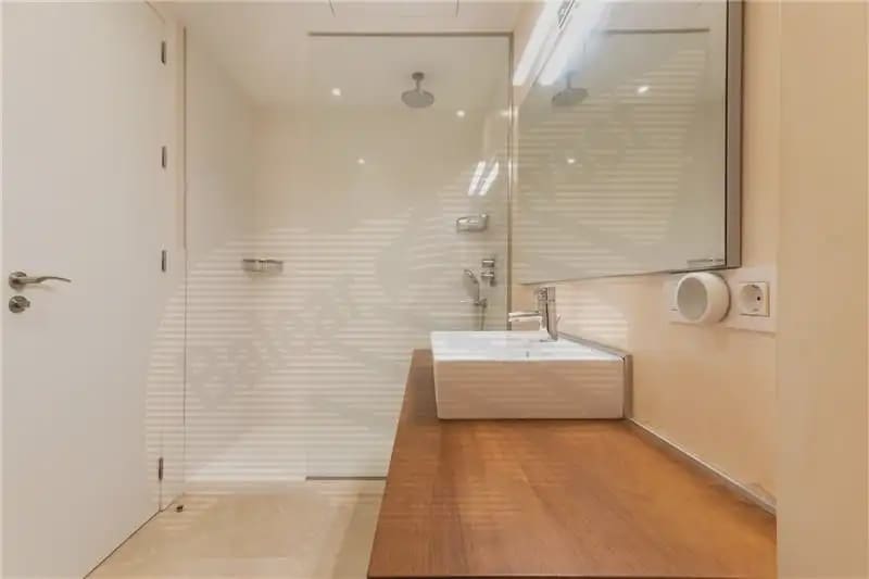 2 soverom Leilighet til salgs i Calvia med svømmebasseng garasje - € 1 595 000 (Ref: 9997824)