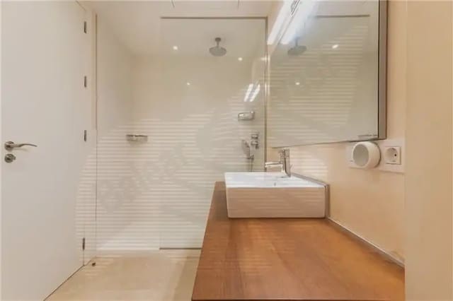 2 soverom Leilighet til salgs i Portals Nous, Calvià med svømmebasseng garasje - € 1 595 000 (Ref: 9997824)