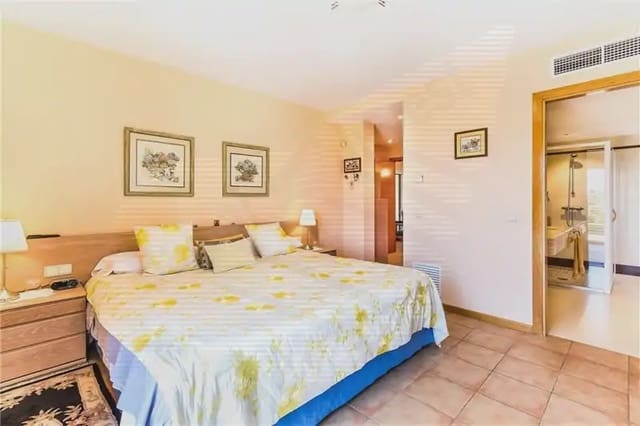 Chalet de 5 habitaciones en La Bonanova, Palma de Mallorca en venta con piscina garaje - 3.900.000 € (Ref: 9999295)