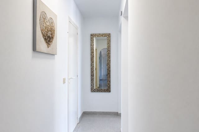 2 bedroom Apartment for sale in Font de Sa Cala / Font de La Cala, Capdepera with pool garage - € 449,000 (Ref: 10019796)