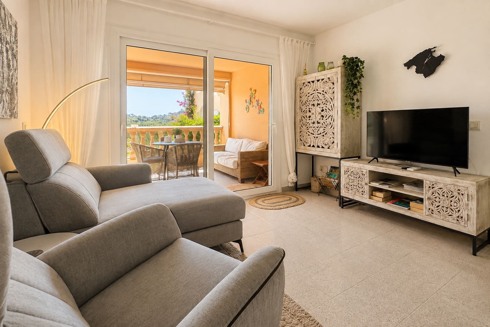 2 bedroom Apartment for sale in Font de Sa Cala / Font de La Cala with pool garage - € 449,000 (Ref: 10019796)