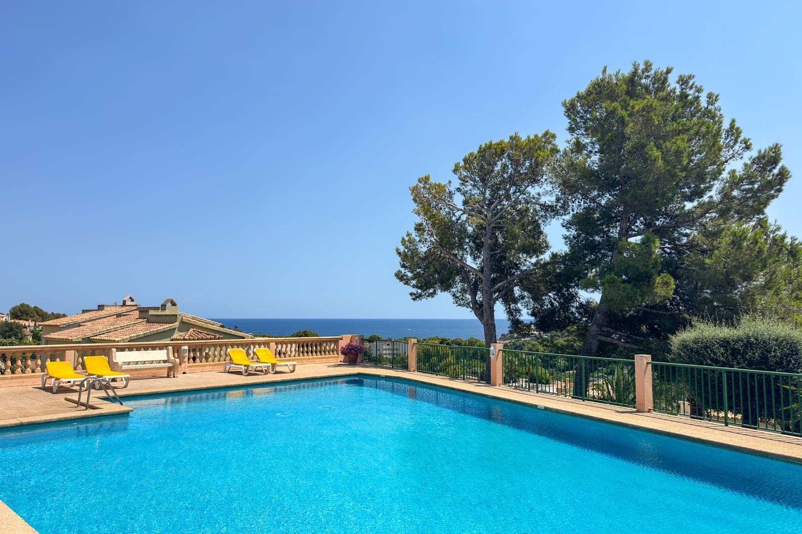 2 bedroom Apartment for sale in Font de Sa Cala / Font de La Cala with pool garage - € 449,000 (Ref: 10019796)
