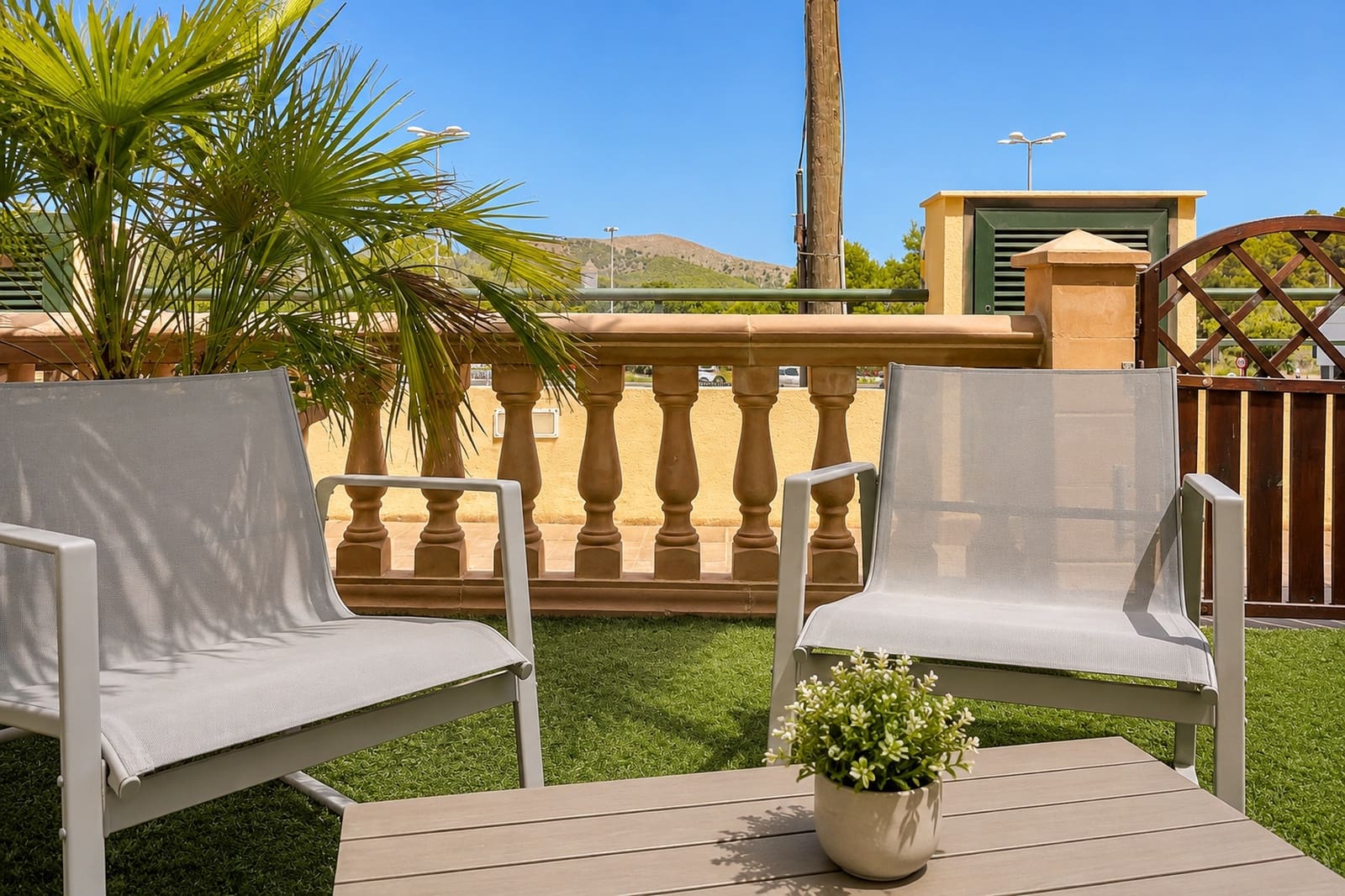 2 bedroom Townhouse for sale in Capdepera with pool - € 439,000 (Ref: 10044106)