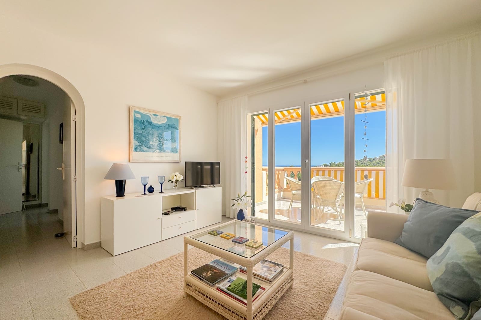 2 makuuhuone Huoneisto myytävänä paikassa Font de Sa Cala / Font de La Cala mukana uima-altaan 
autotalli - 430 000 € (Ref: 10125145)