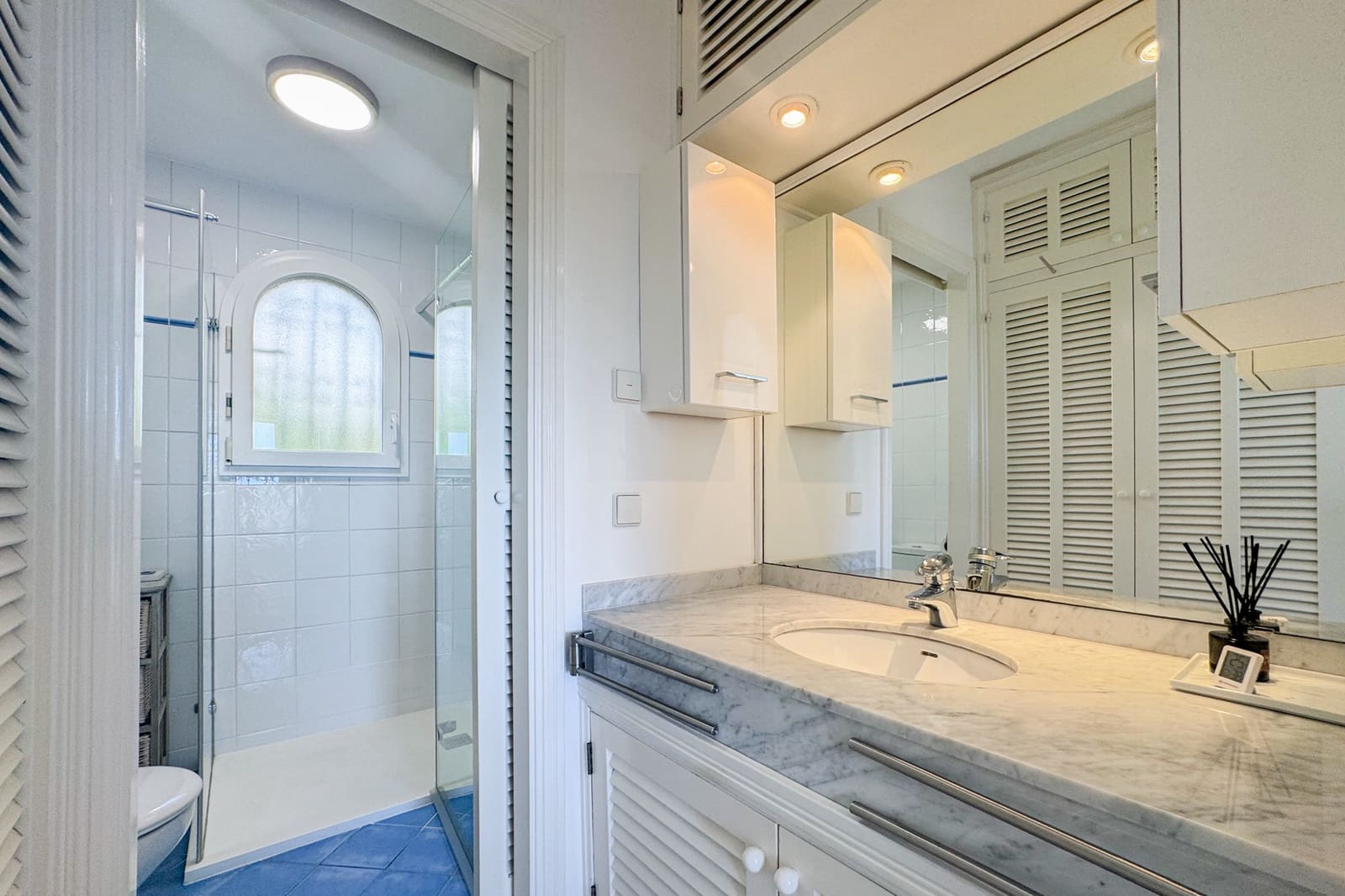2 makuuhuone Huoneisto myytävänä paikassa Font de Sa Cala / Font de La Cala mukana uima-altaan 
autotalli - 430 000 € (Ref: 10125145)