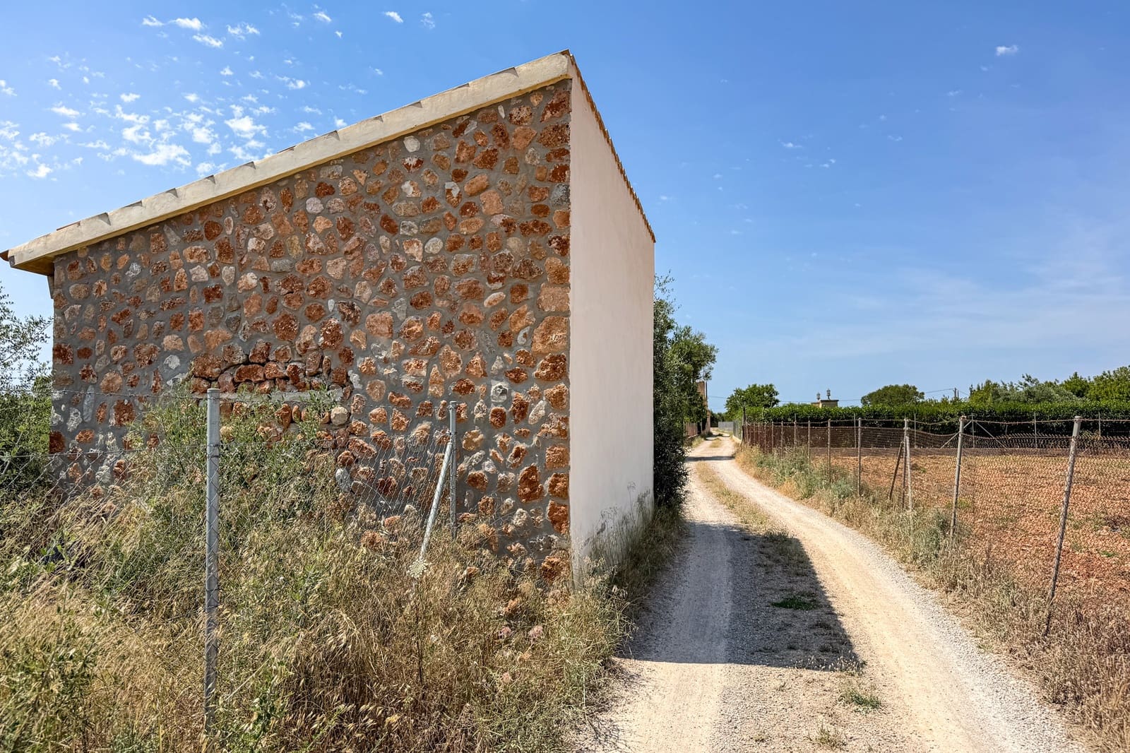 Grunde uden byggetilladelser til salg i Binissalem - € 750.000 (Ref: 10136729)