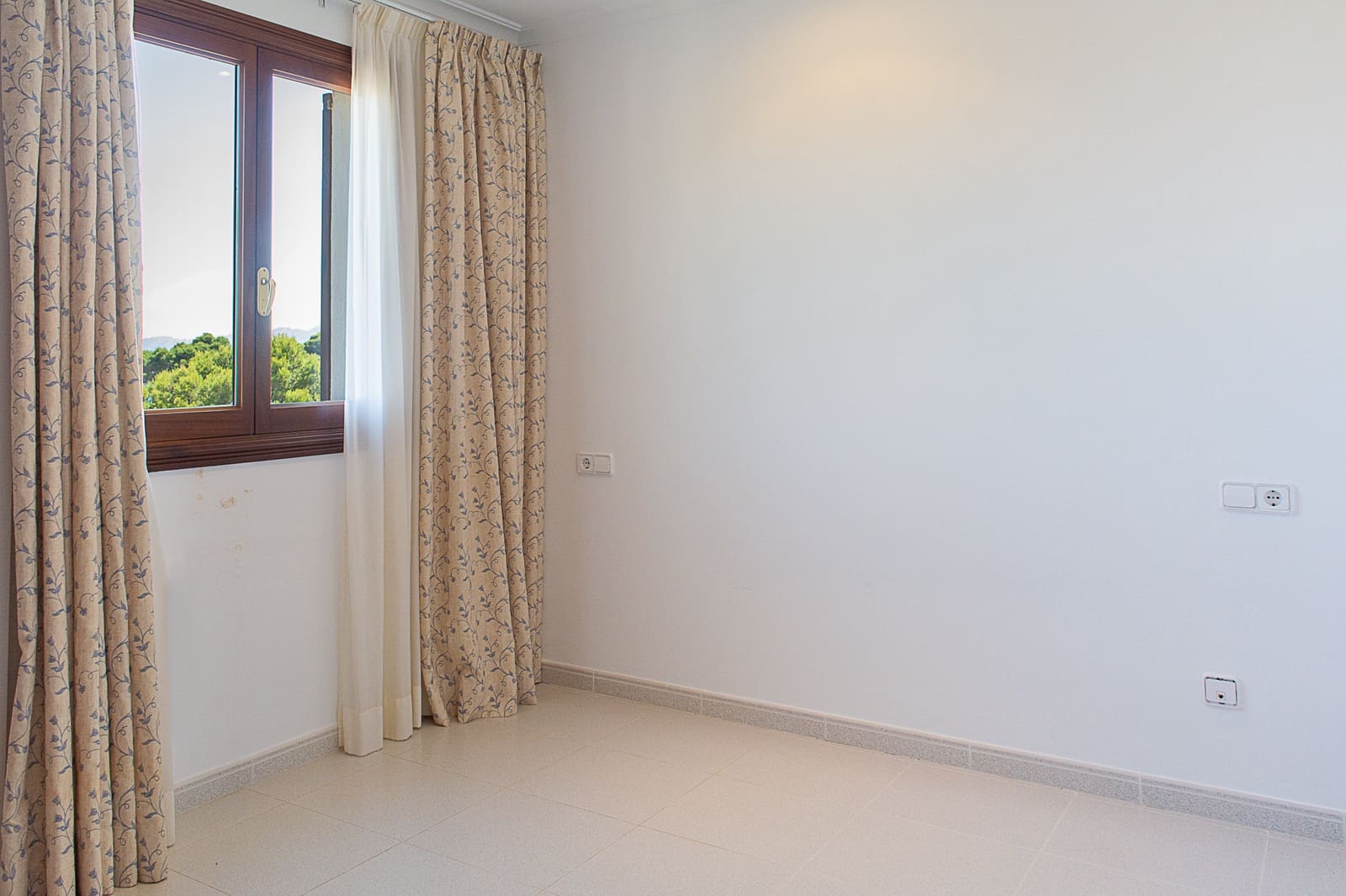 2 sypialnia Apartament do wynajęcia w Cala Ratjada z garażem - 1 700 € (Ref: 10141458)