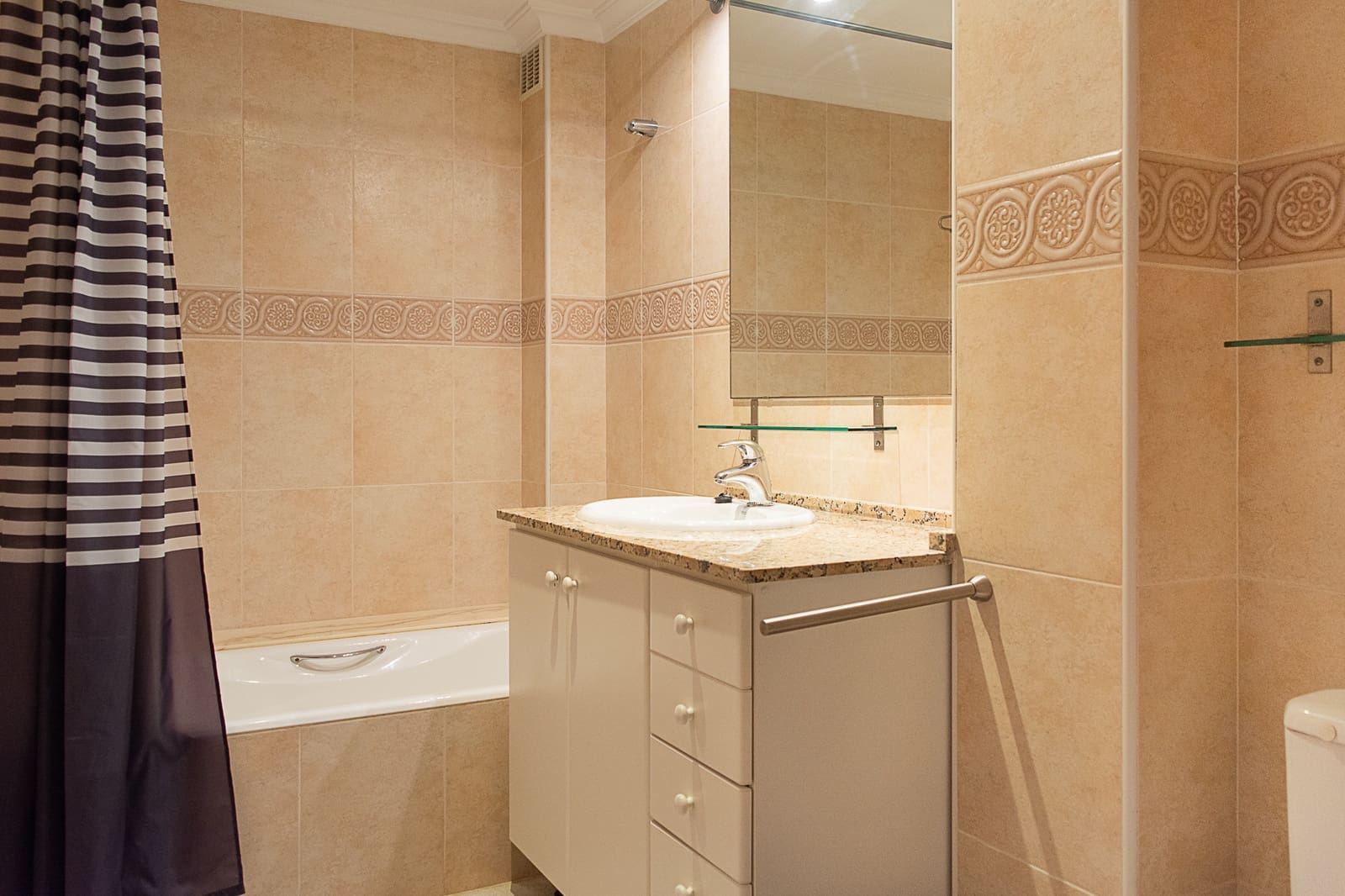 2 sypialnia Apartament do wynajęcia w Cala Ratjada z garażem - 1 700 € (Ref: 10141458)
