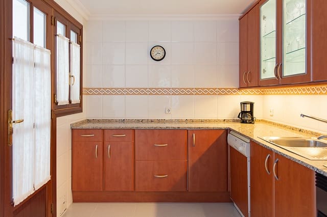 2 sypialnia Apartament do wynajęcia w Cala Ratjada, Capdepera z garażem - 1 700 € (Ref: 10141458)