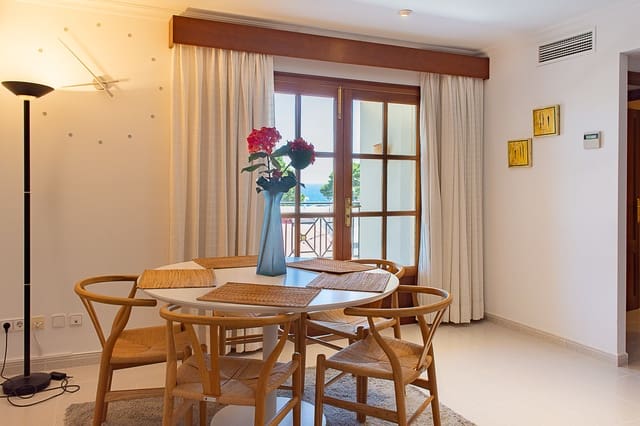 2 sypialnia Apartament do wynajęcia w Cala Ratjada, Capdepera z garażem - 1 700 € (Ref: 10141458)