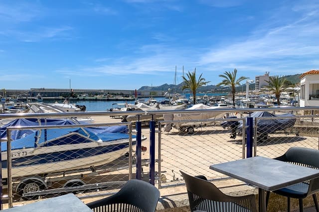 Erhverv til salg i Cala Ratjada, Capdepera - € 750.000 (Ref: 8045156)