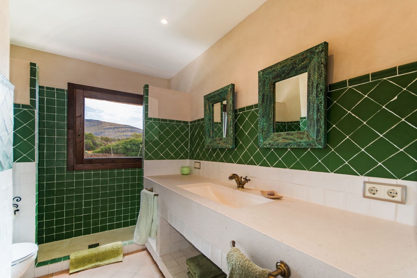 8 bedroom Villa for sale in Colonia de Sant Pere / Colonia de San Pedro, Artà with pool €