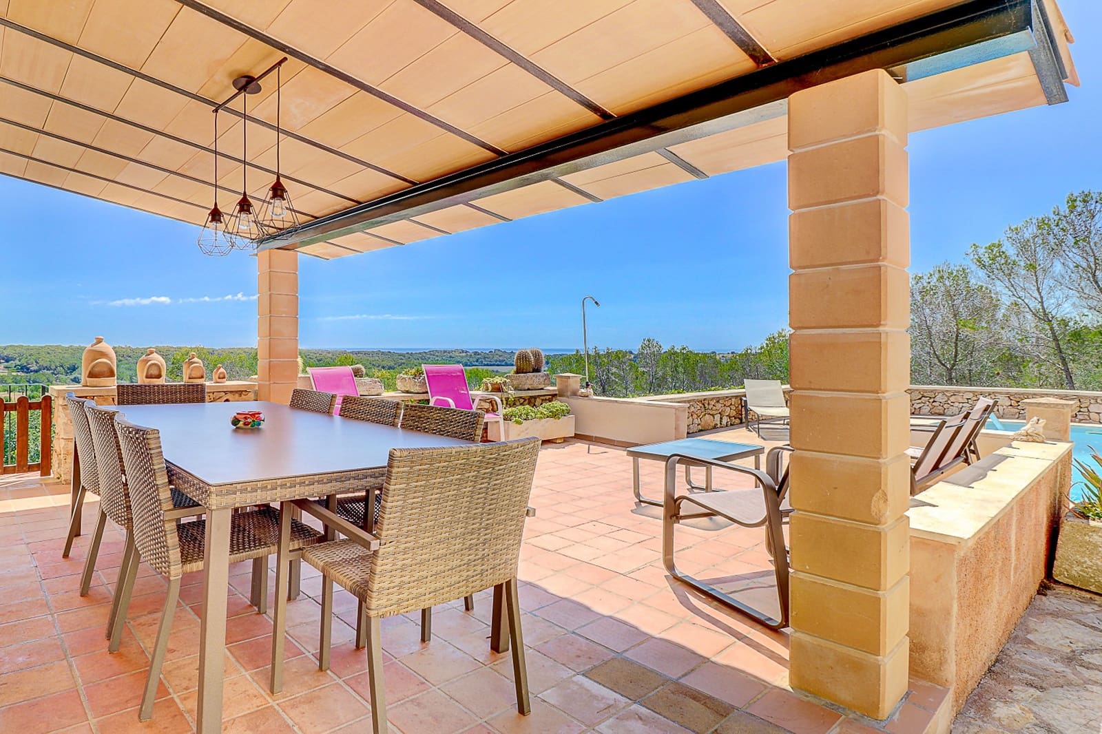 4 bedroom Villa for sale in Manacor with pool garage - € 1,490,000 (Ref: 8045235)