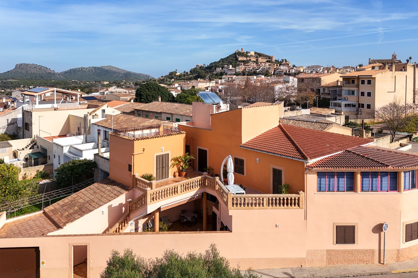 6 soveværelse Byhus til salg i Capdepera med swimmingpool garage - € 899.000 (Ref: 8045239)