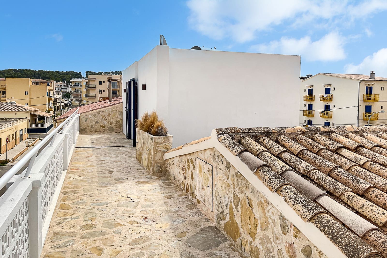 5 sypialnia Apartament do wynajęcia w Cala Ratjada - 2 900 € (Ref: 8045246)