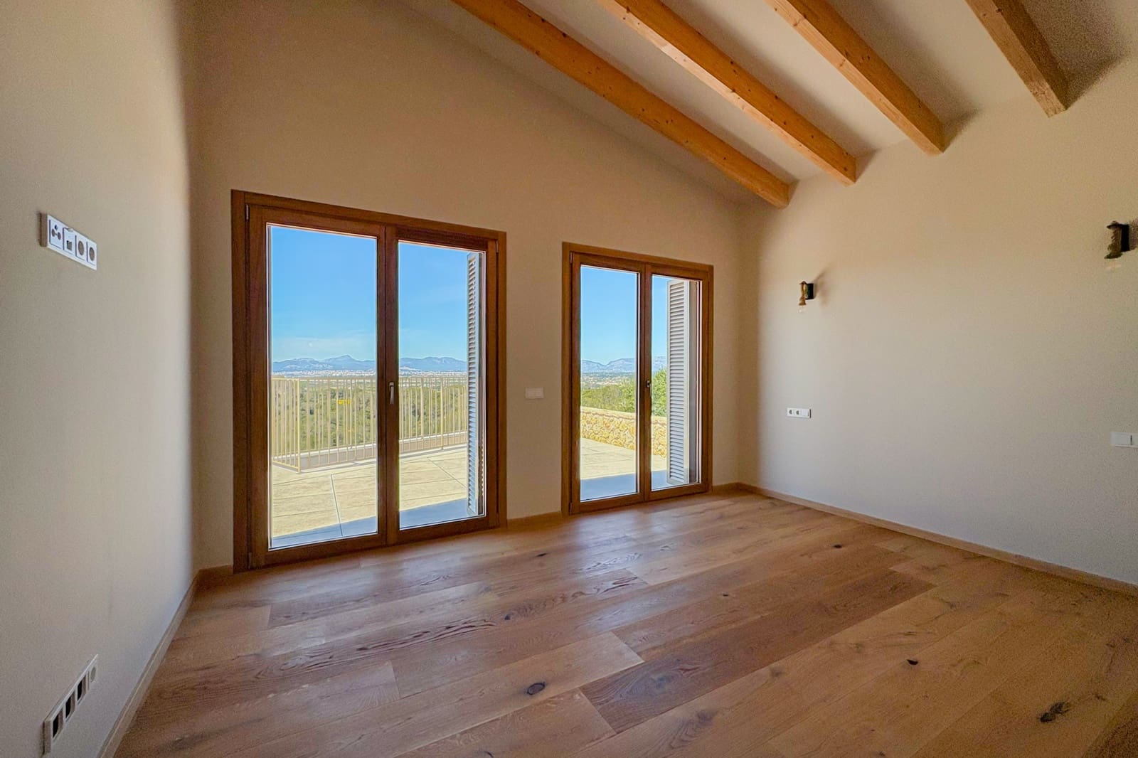 5 bedroom Villa for sale in L'Aranjassa / S'Aranjassa with pool - € 2,700,000 (Ref: 8045269)