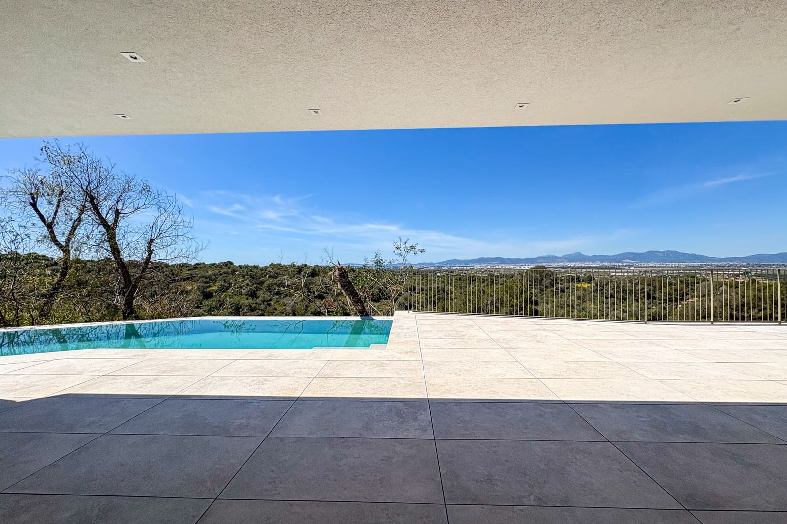 5 bedroom Villa for sale in L'Aranjassa / S'Aranjassa with pool - € 2,700,000 (Ref: 8045269)