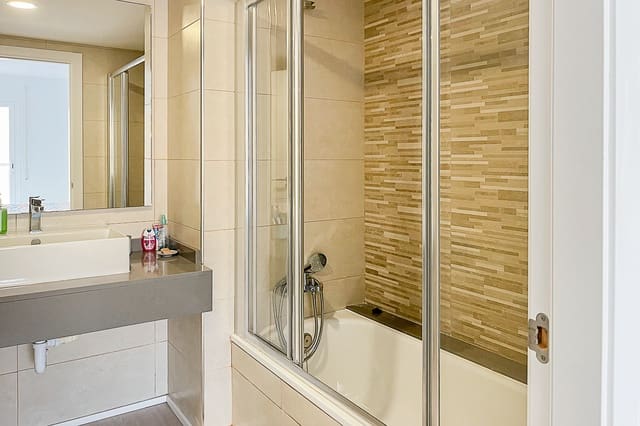 2 Zimmer Apartment zu vermieten in Cala Ratjada, Capdepera mit Pool Garage - 1.500 € (Ref: 8201259)