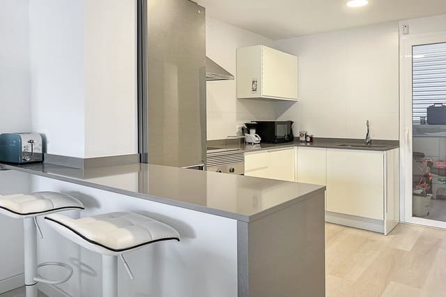 2 Zimmer Apartment zu vermieten in Cala Ratjada, Capdepera mit Pool Garage - 1.500 € (Ref: 8201259)